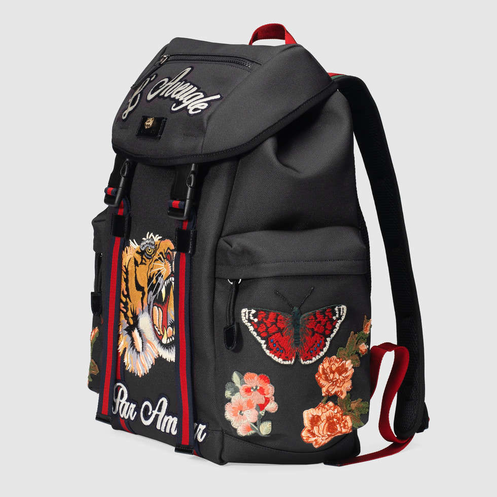 429037_K1NAX_8676_002_070_0000_Light-Techpack-with-embroidery